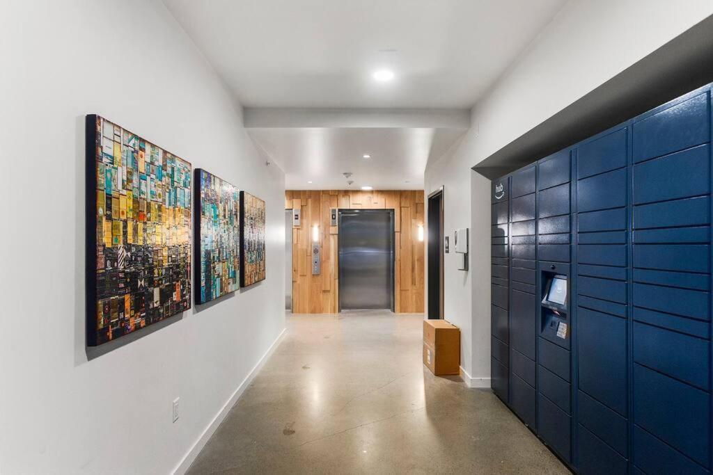 Airy And Open Corner Loft - 92 Walkscore Redmond Exteriér fotografie